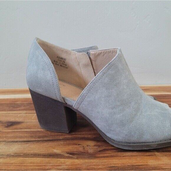 Journee Collection Womens Size 6.5 Gray Hartli D'Orsay Peep Toe Heel Sandals - Picture 8 of 11